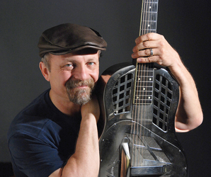 Toby Walker – Award-Winning, Roots Music Fingerstyle Guitar Virtuoso and Songwriter