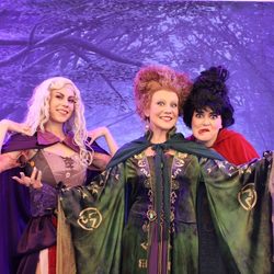 Hocus Pocus Tea w/ the Sanderson Sisters