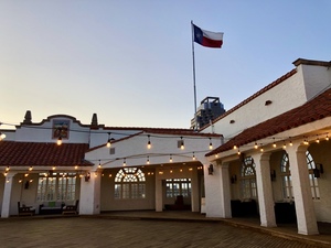 Sinister Sips Masquerade Wine Dinner