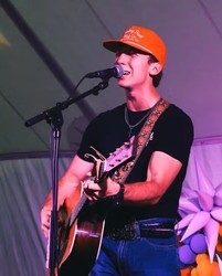 Music on the Patio: Henry Zoellner