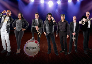 Live Entertainment at The Queen, Performance by Mojeaux