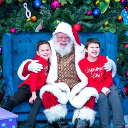 VALENCIA TOWN CENTER INVITES THE COMMUNITY TO MEET SANTA