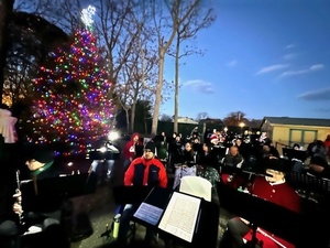John Walter Cape Community Band Christmas Concert at Zoo Tree Lighting Ceremony