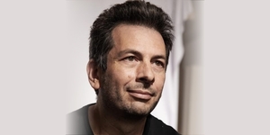 Blaise Agüera y Arcas: What Is Intelligence?