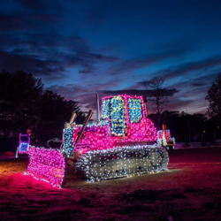 Diggerland USA Holiday Light Show!