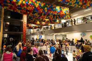 Noon Year's Eve at Discovery Lab