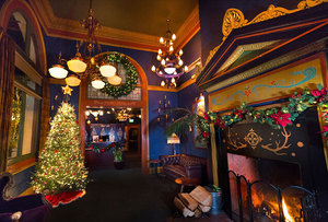 McMenamins Elks Temple Holiday Brewfest