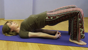 Beginning-Continuing Yoga