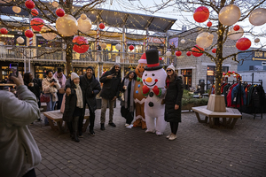 The Union Square Jingle: Shop, Sip & Mingle