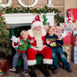 MISSION VALLEY HELPS FAMILIES CAPTURE HOLIDAY MEMORIES WITH SANTA