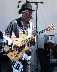 National Smooth Jazz Artist Craig "Thumper" Samuels unleashed at ICON Jazz Lounge!