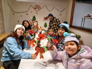 Christmas Wreath Fundraiser for Central Texas Food Bank