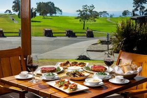 Christmas Dining at The Grill at The Lodge at Torrey Pines