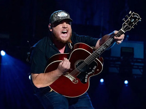 Luke Combs at Neyland Stadium