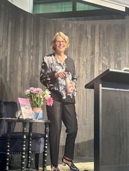 Pam Knudson Gullard at Elliott Bay Books