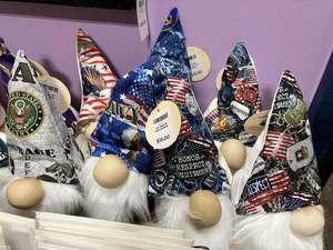 🎄✨ Crafter’s Day at Deer Hill Thrift Shoppe & Boutique! ✨🎄