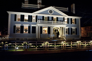 Home for the Holidays Candlelight Tours at Salisbury Mansion