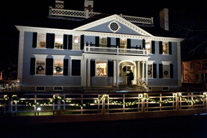 Home for the Holidays Candlelight Tours at Salisbury Mansion