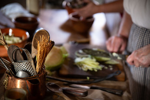 Historical Hearth Cooks Cooking Demonstration