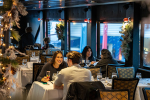 City Cruises Philadelphia New Year's Eve Signature Early Dinner Cruise