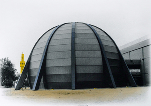 Remaking Space and Photographic Possibilities