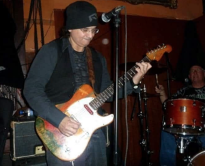 Lucky Strike : Late Show at The Saloon!