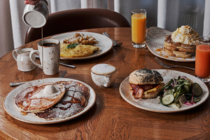 Live Music Brunch at Ella's by Christian Petroni