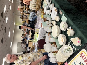 PHOENIX ANTIQUES, BOTTLES & COLLECTIBLES CLUB 43RD ANTIQUE SHOW & SALE