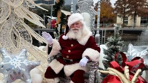 Santa's Sleighin' Holiday Event and Market at The Boardwalk