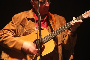 Tom Jackman Performing Live at Devil's Canyon Brewing Co.