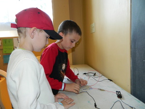 Pre-K Classes at Edison Ford: Valentine's Day Engineering