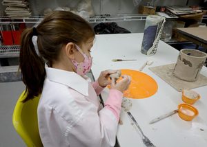 Handbuilding with Clay (Ages 4-7): 4 Saturdays, Jan 31 – Feb 21, 9-10:30am