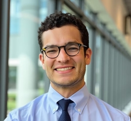 The Closing of the Horseshoe: The Mainstreaming of Antisemitism from Fringe to Feed