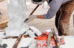 Fete de Glace/Bowls and Brews