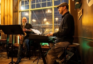 Live Jazz Feat.  Dean Keller & Mike Van Allen