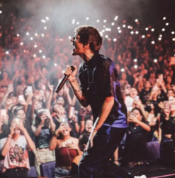 Louis Tomlinson at Addition Financial Arena