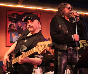 Through The Doors - A Jim Morrison and the Doors Tribute.