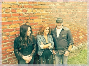 WHISKEY HOLLOW Live at Middle Ground Brewing Co
