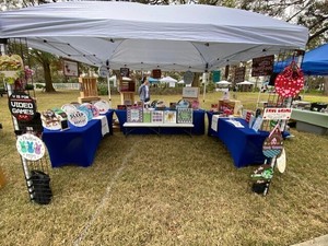 Under the Oaks Outdoor Market