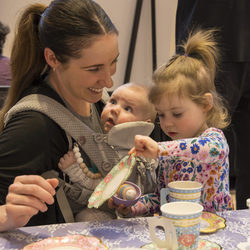 Toddler and Me—Art in Bloom