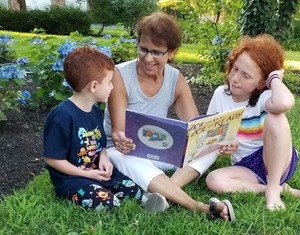 Story Time A-Go-Go with Debbie Leibowitz