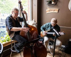 Live Jazz Feat. Eric Davidson & Dan Deluca