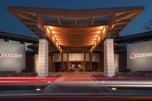 Savor Visit Lake County’s February Flavor Festival at Lincolnshire Marriott Resort