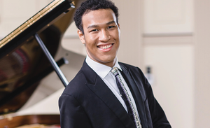 Clayton Stephenson, piano