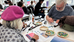 Free Art Workshop: Mini Rock Painting