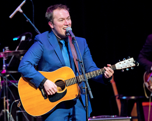 Feelin' Groovy: Michael Mahler Sings Paul Simon