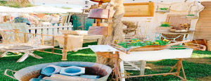 Flying Miz Daisy Vintage Popup Market