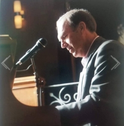 Sunday Night with Eddie Tobin (former music director of Engelbert Humperdinck)