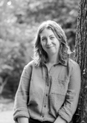 Jen Dary "I Believe in Everything" Book Reading & Signing