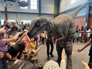 Dino Days: Dino Crew Entertainment